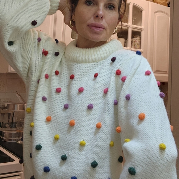 White FARM Sweater with colorful dots, size small. - Picture 7 of 8